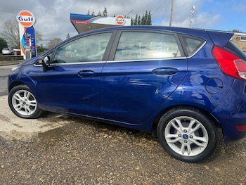 Used Ford Fiesta 2016 for sale - 78267432: Photo