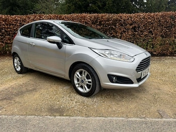 2016 (16) - 1.0 EcoBoost Zetec 3dr
