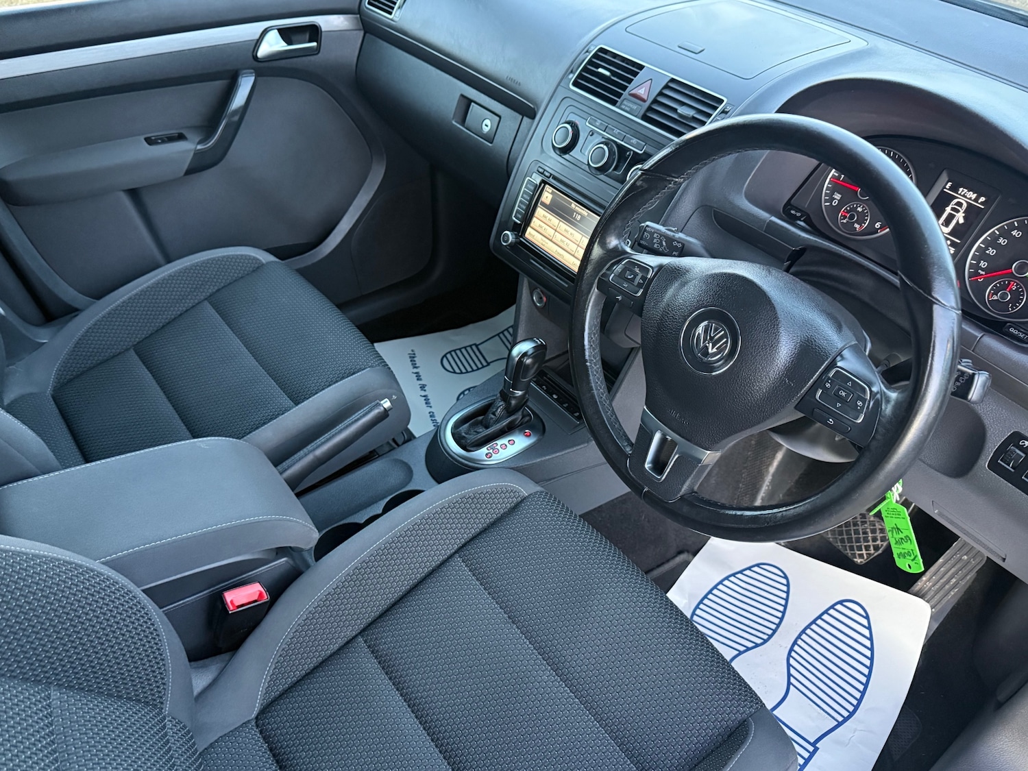 Used Volkswagen Touran 2014 for sale - 76785481: Photo 10