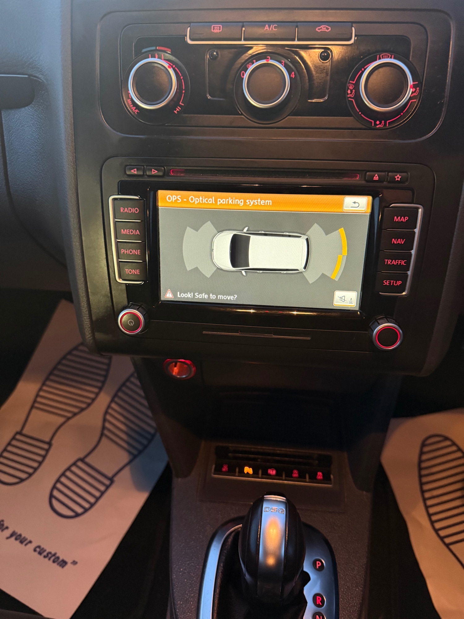 Used Volkswagen Touran 2014 for sale - 76785481: Photo 16