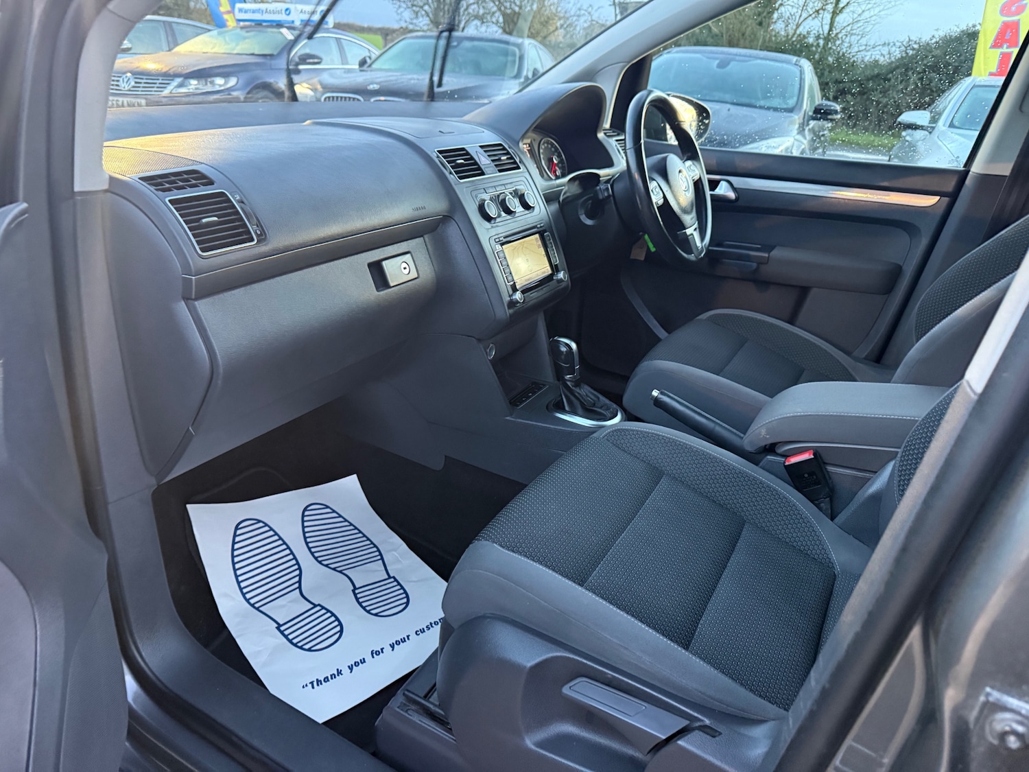 Used Volkswagen Touran 2014 for sale - 76785481: Photo 18