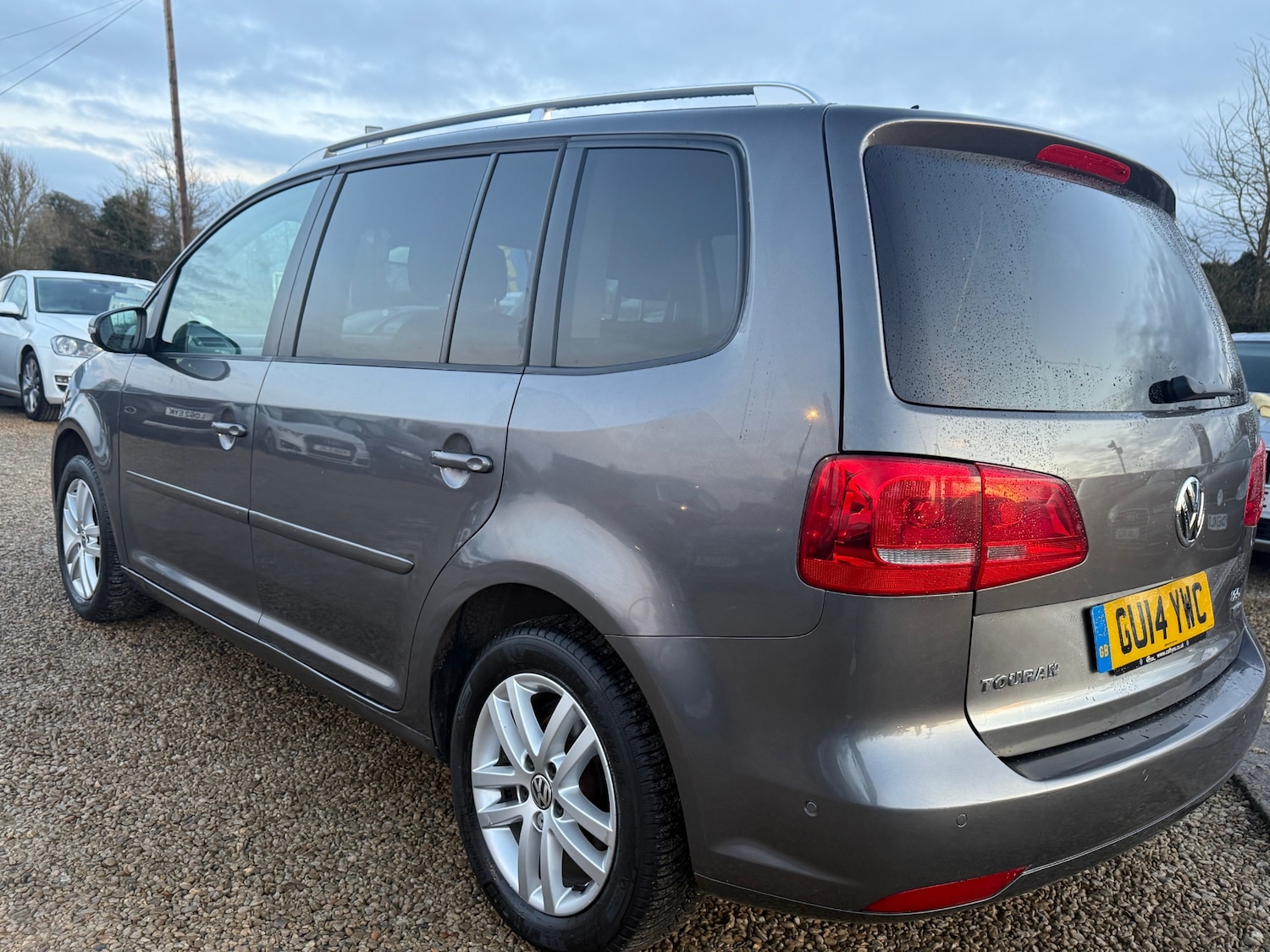 Used Volkswagen Touran 2014 for sale - 76785481: Photo 4