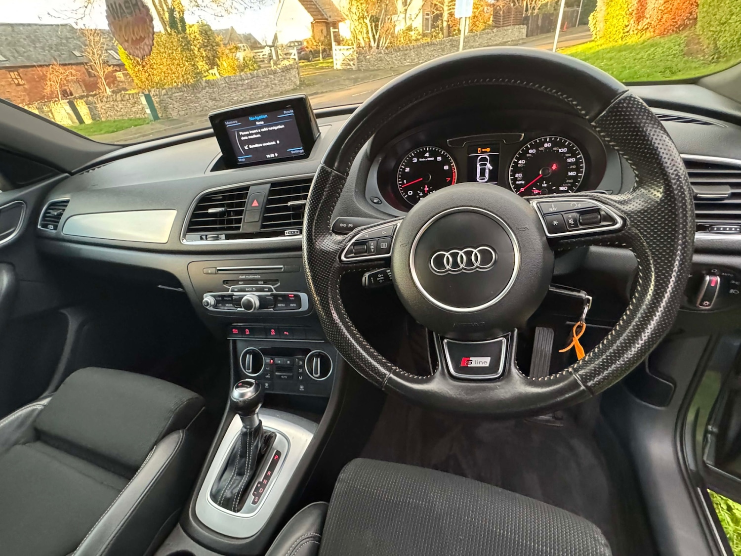 Used Audi Q3 2016 for sale - 76670947: Photo 11