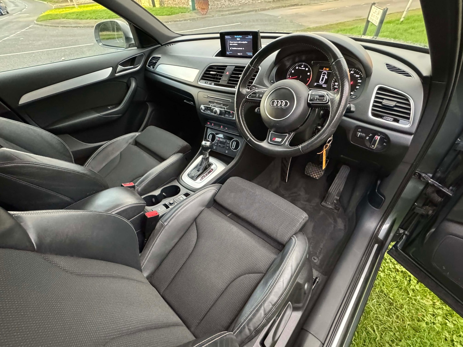 Used Audi Q3 2016 for sale - 76670947: Photo 12