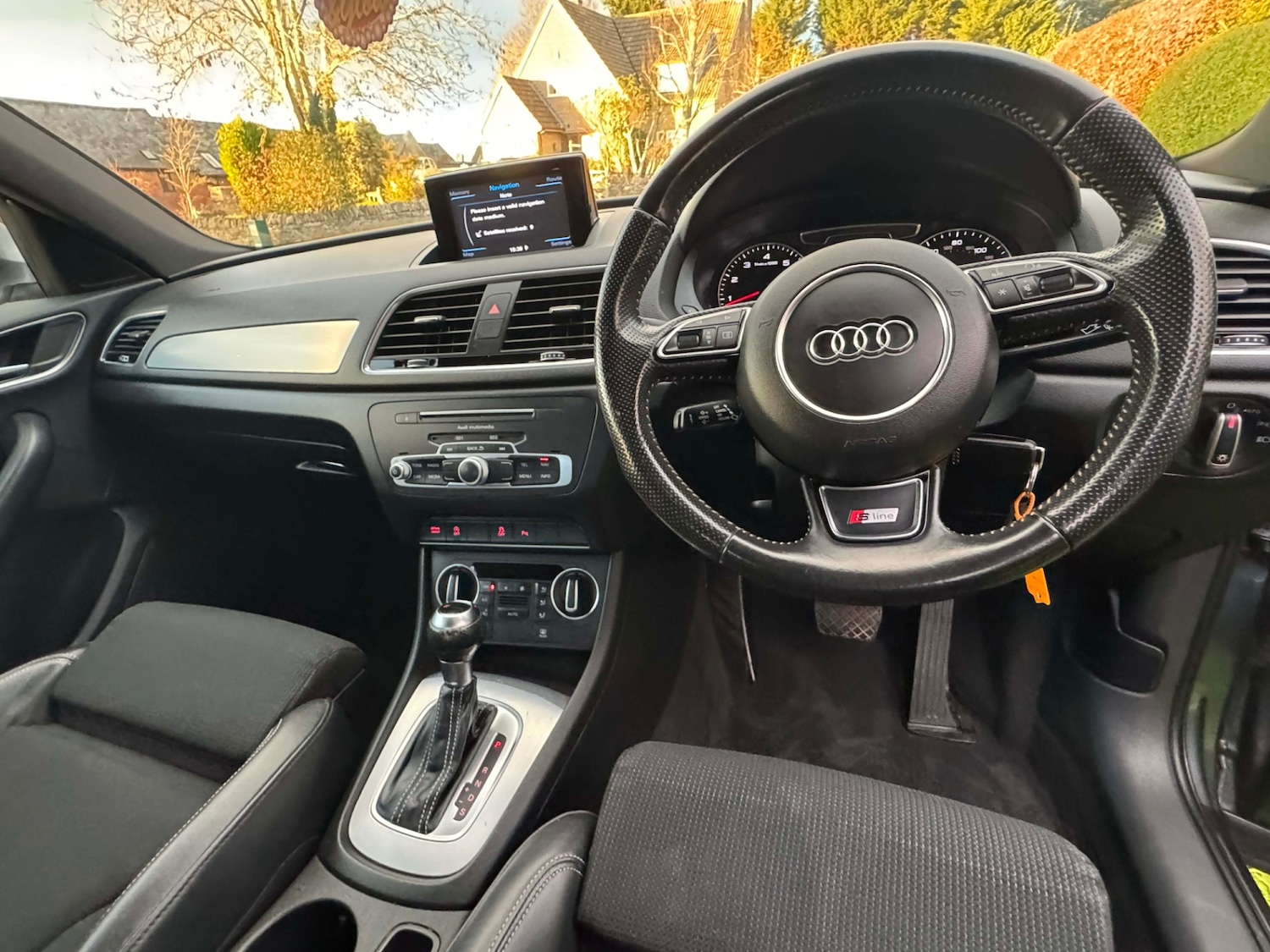 Used Audi Q3 2016 for sale - 76670947: Photo 14