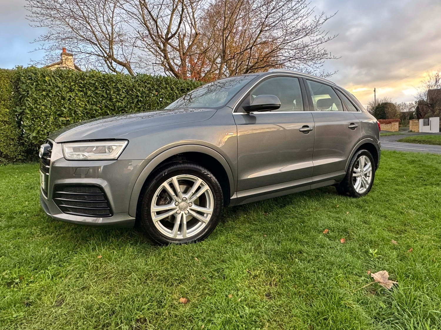 Used Audi Q3 2016 for sale - 76670947: Photo 2