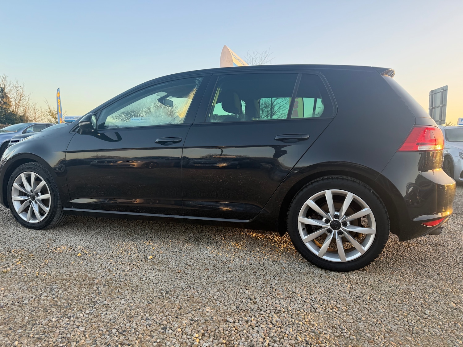Used Volkswagen Golf 2014 for sale - 76785386: Photo 5