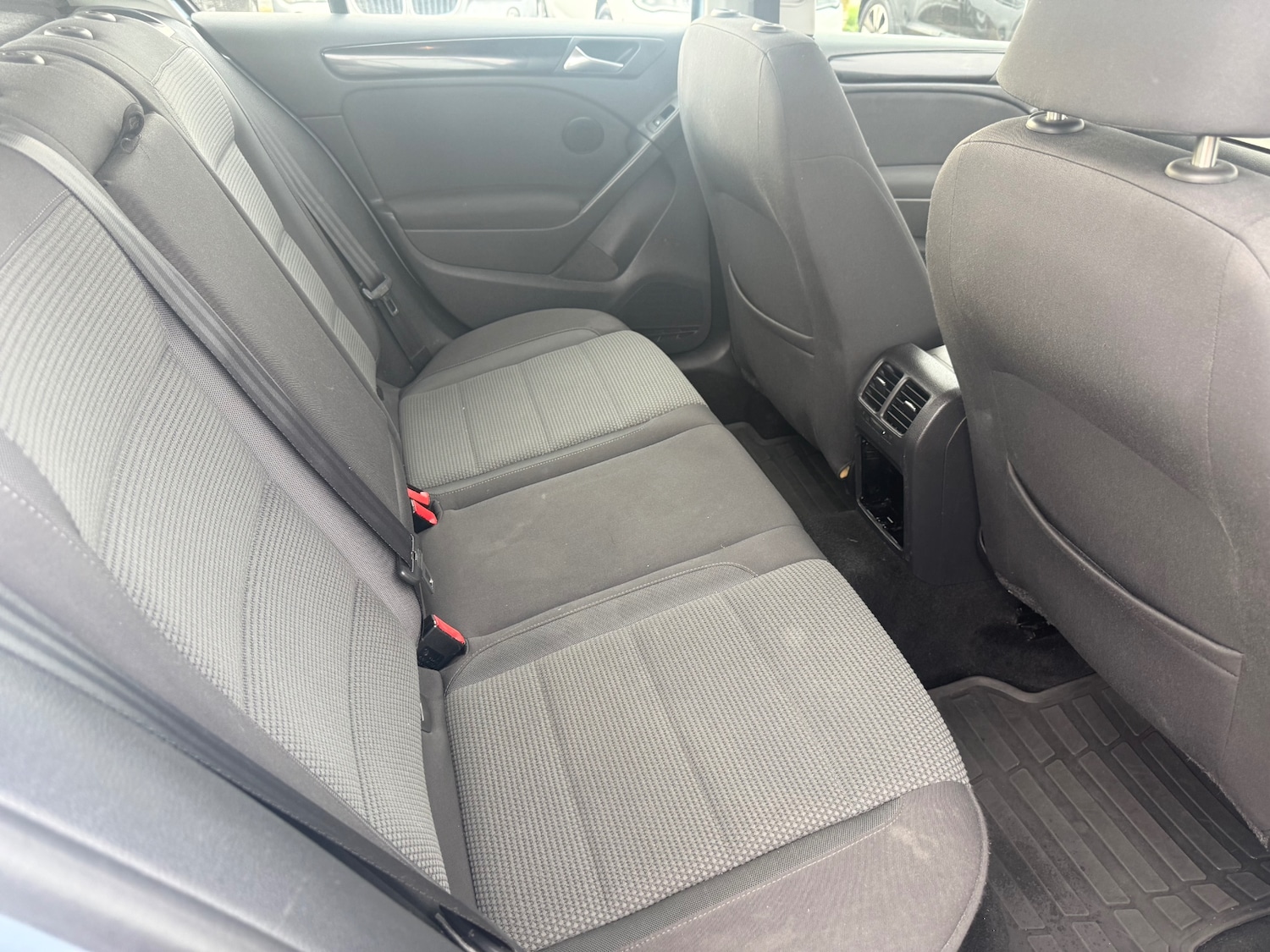 Used Volkswagen Golf 2010 for sale - 76547443: Photo 13