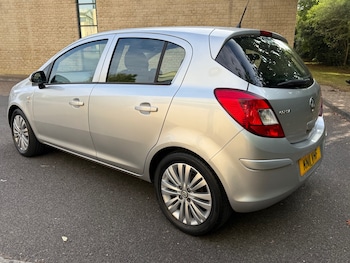 Used Vauxhall Corsa 2011 for sale - 75728196: Photo