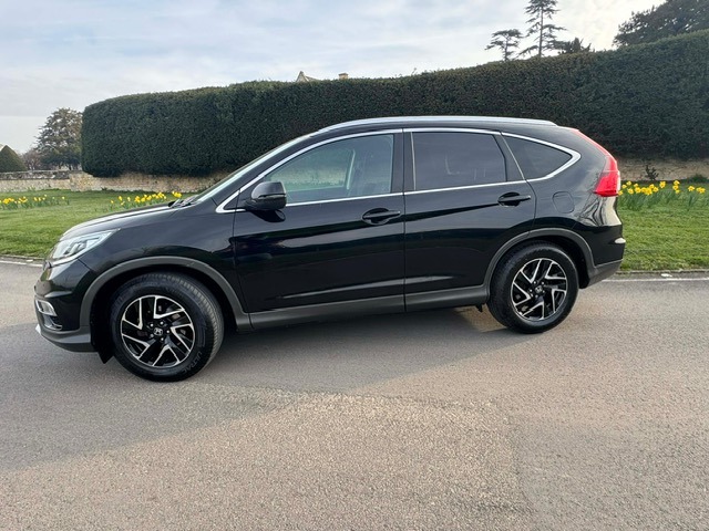 Used Honda CR-V 2017 for sale - 77962862: Photo 4