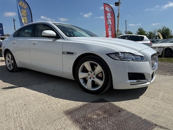 Used Jaguar XF 2016 for sale - 78473447: Photo