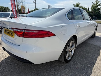 Used Jaguar XF 2016 for sale - 78473447: Photo