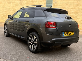 Used Citroen C4 Cactus 2015 for sale - 75946852: Photo