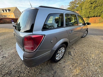 Used Vauxhall Astra 2006 for sale - 77242021: Photo
