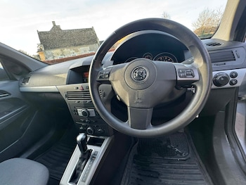 Used Vauxhall Astra 2006 for sale - 77242021: Photo