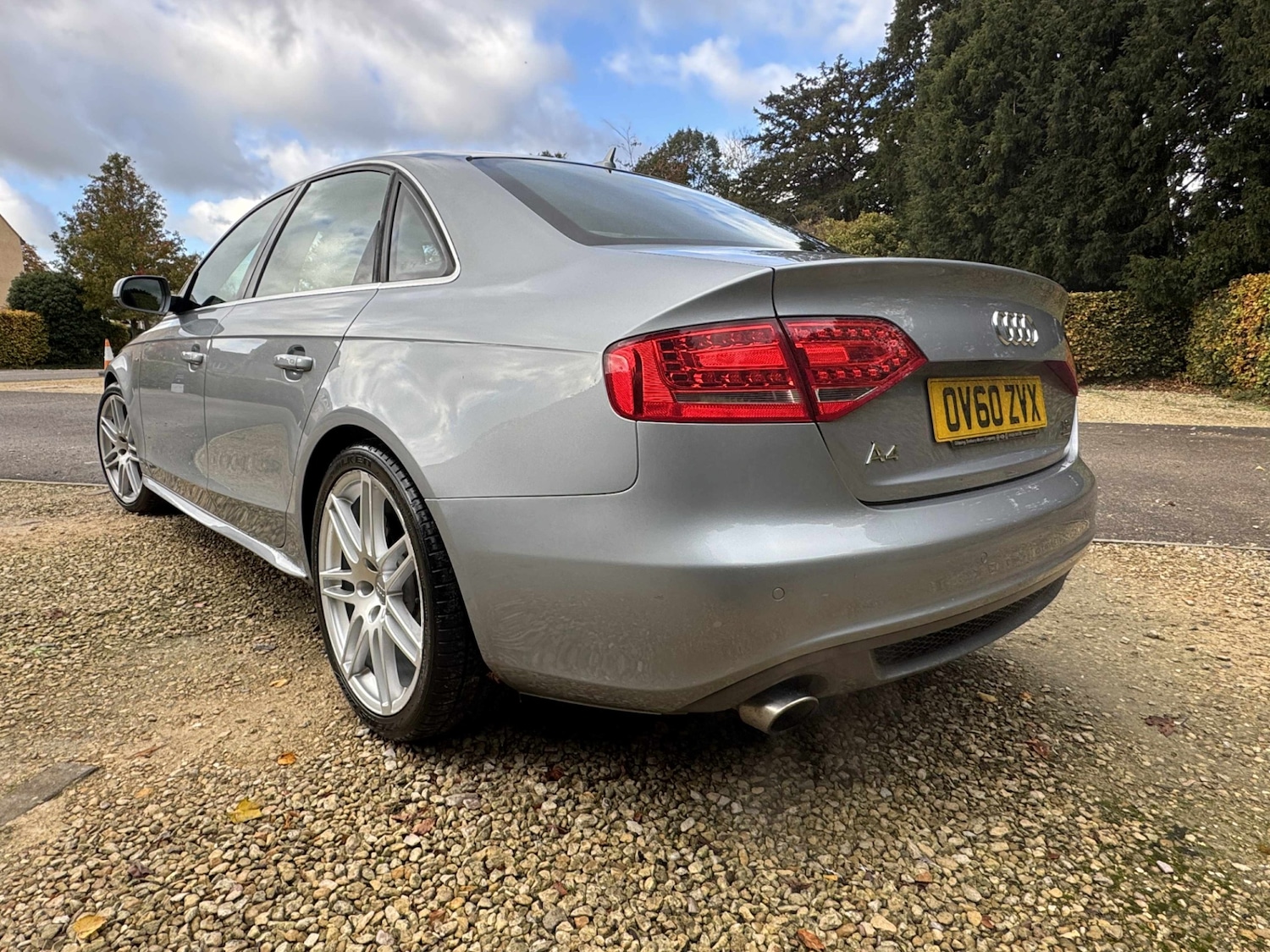 Used Audi A4 2010 for sale - 76482730: Photo 7