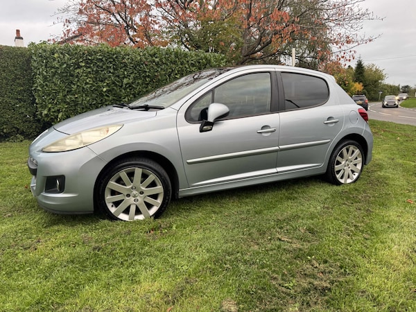 Used Peugeot 207 2011 for sale - 76249368: Photo 14