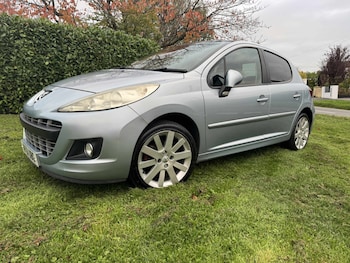 2011 (61) - 1.6 VTi 120 Allure 5dr Auto