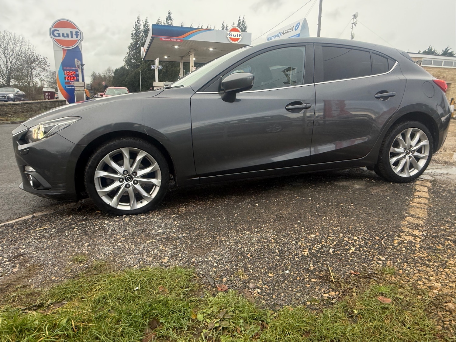 Used Mazda Mazda3 2015 for sale - 76837470: Photo 4