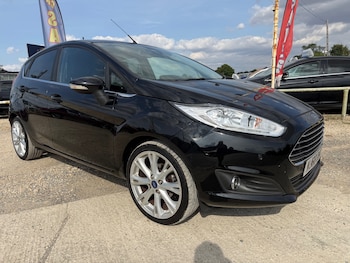 Used Ford Fiesta 2016 for sale - 79327280: Photo