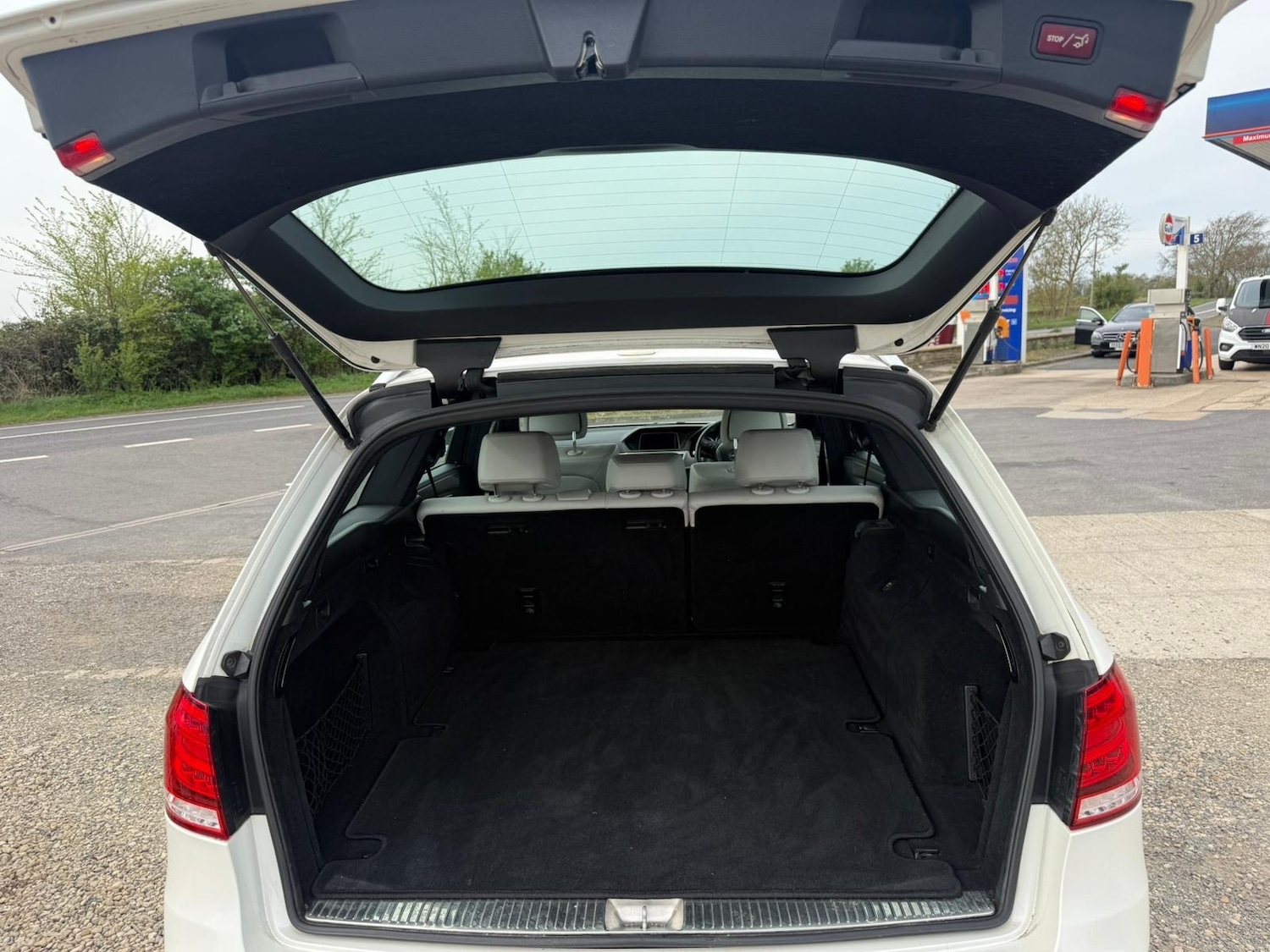 Used Mercedes-Benz E Class 2013 for sale - 78177135: Photo 15