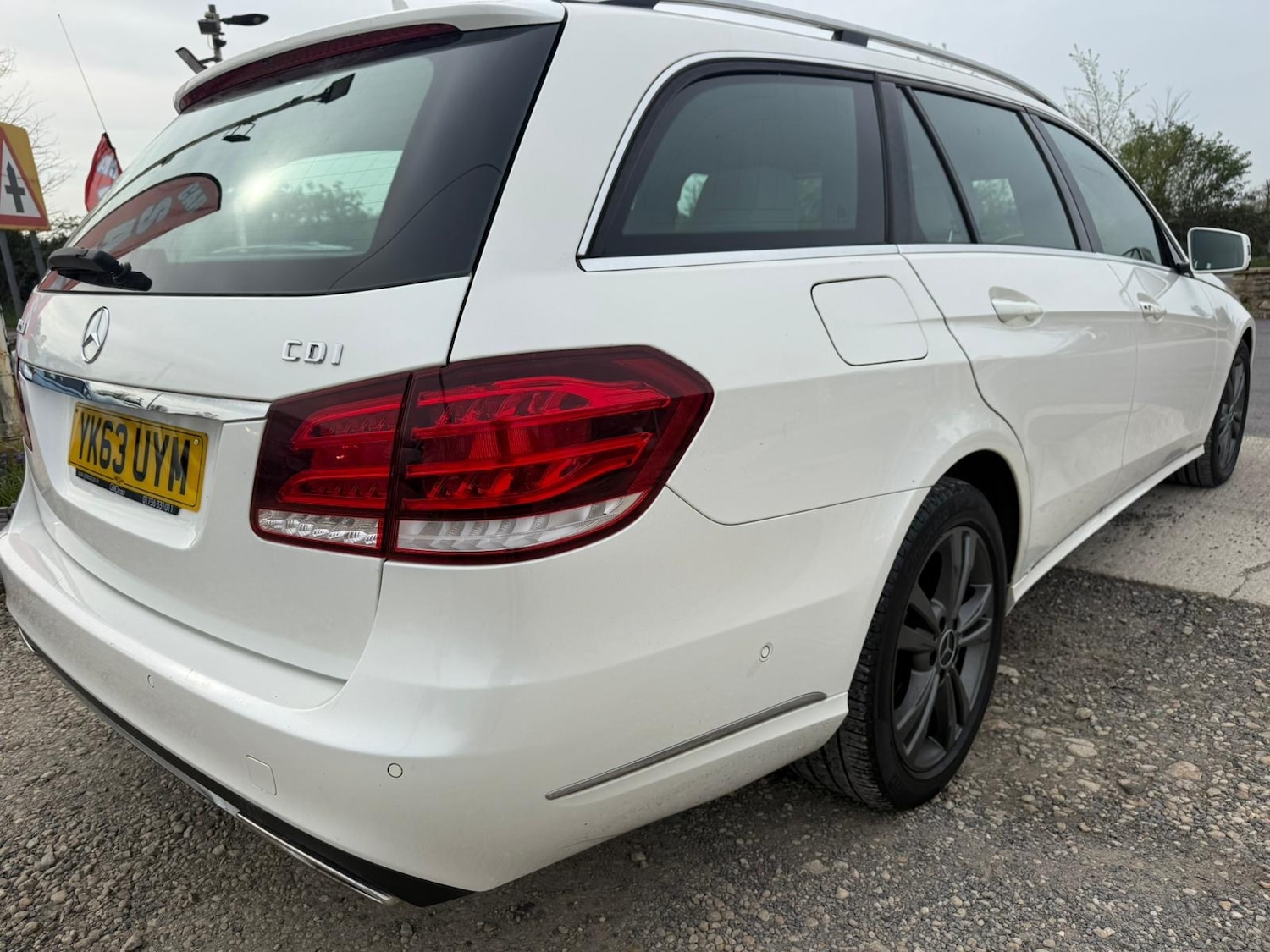 Used Mercedes-Benz E Class 2013 for sale - 78177135: Photo 8