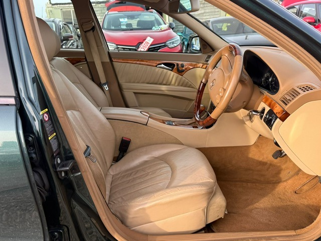 Used Mercedes-Benz E Class 2006 for sale - 77562630: Photo 11