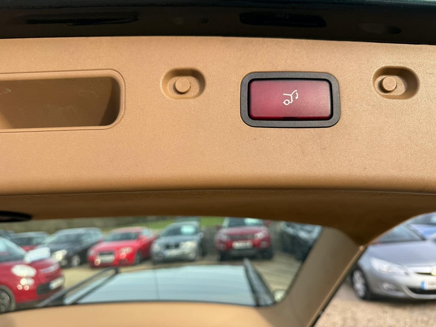 Used Mercedes-Benz E Class 2006 for sale - 77562630: Photo 13