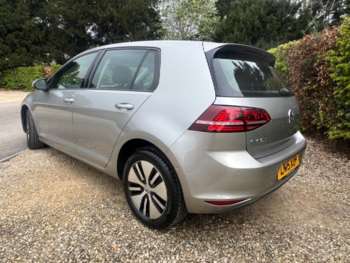 Used Volkswagen Golf 2015 for sale - 74819187: Photo