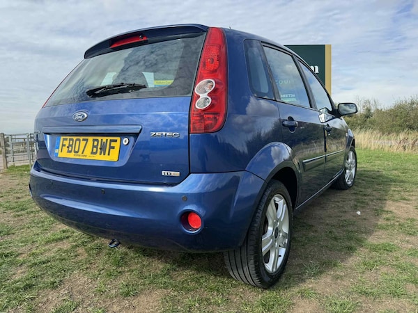 Used Ford Fiesta 2007 for sale - 76192114: Photo 6