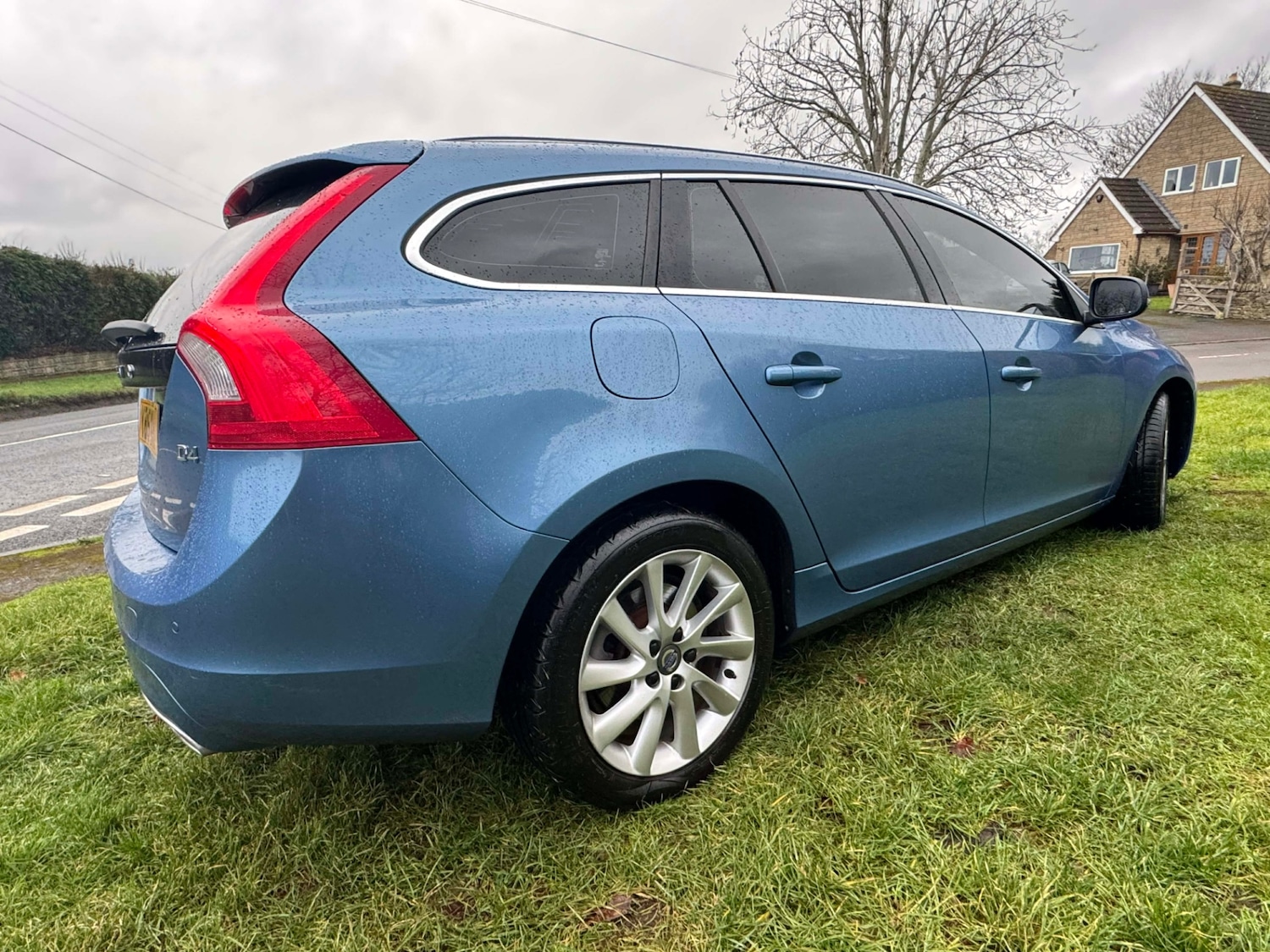 Used Volvo V60 2015 for sale - 77213785: Photo 12