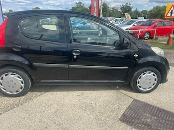 Used Peugeot 107 2008 for sale - 79071249: Photo