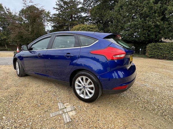 Used Ford Focus 2017 for sale - 76035645: Photo 6
