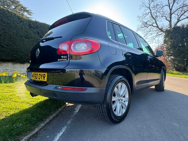 Used Volkswagen Tiguan 2010 for sale - 77962261: Photo 11