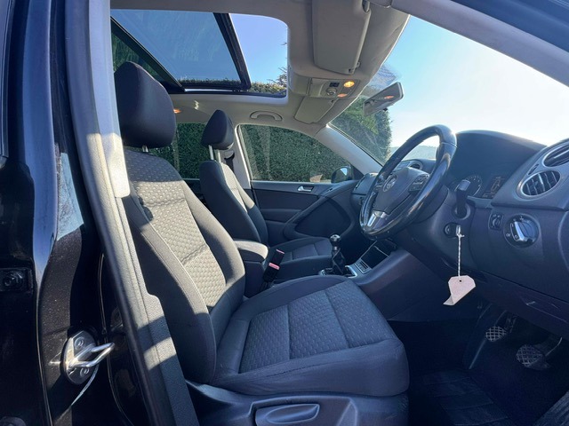 Used Volkswagen Tiguan 2010 for sale - 77962261: Photo 17