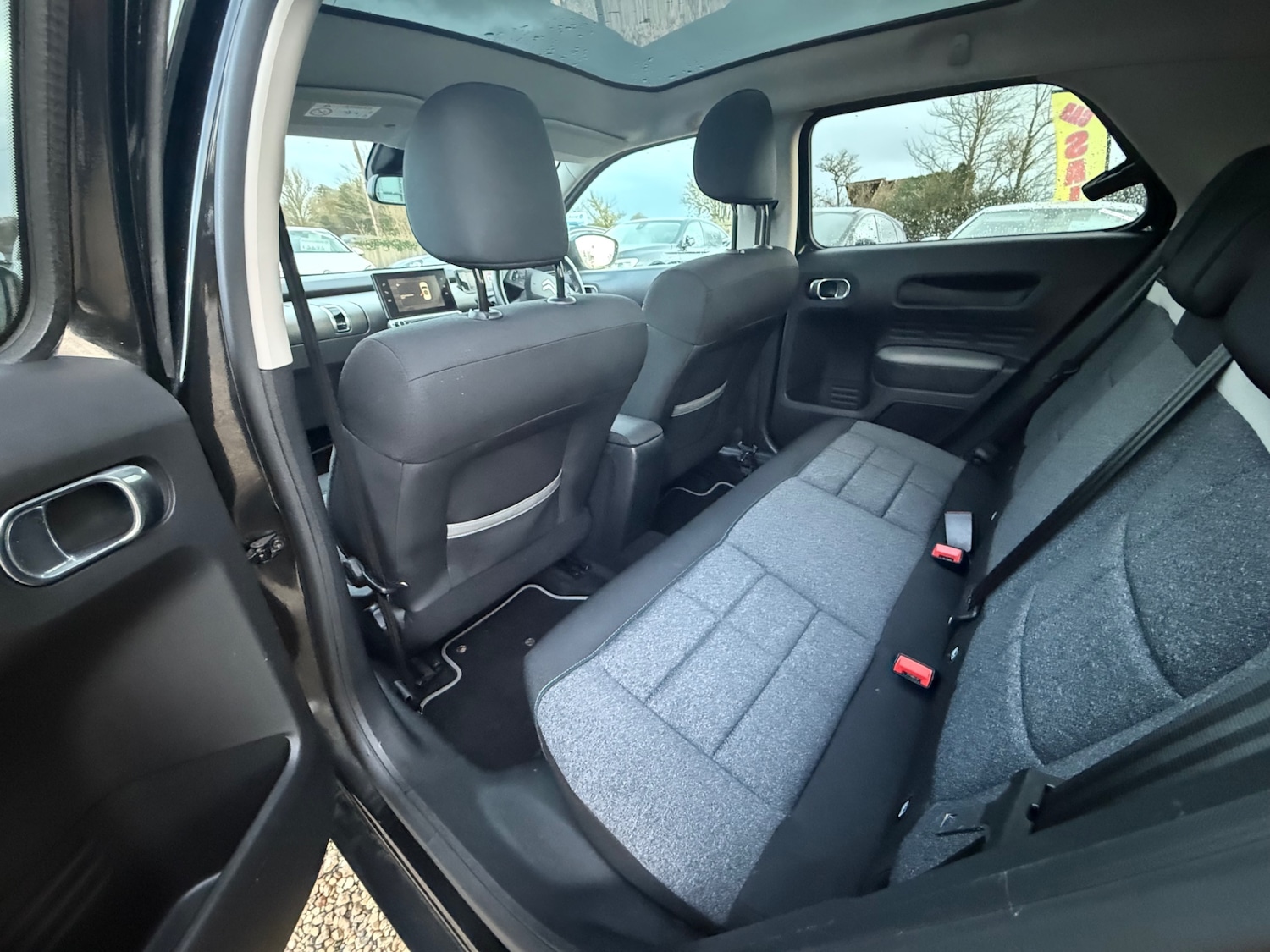 Used Citroen C4 Cactus 2018 for sale - 76819533: Photo 16