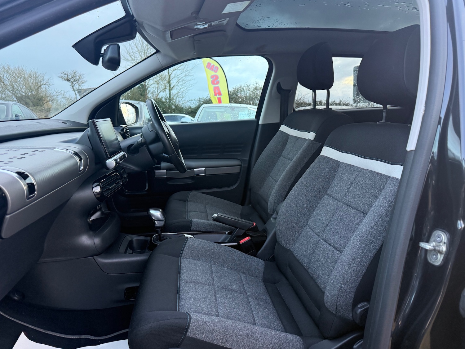 Used Citroen C4 Cactus 2018 for sale - 76819533: Photo 17