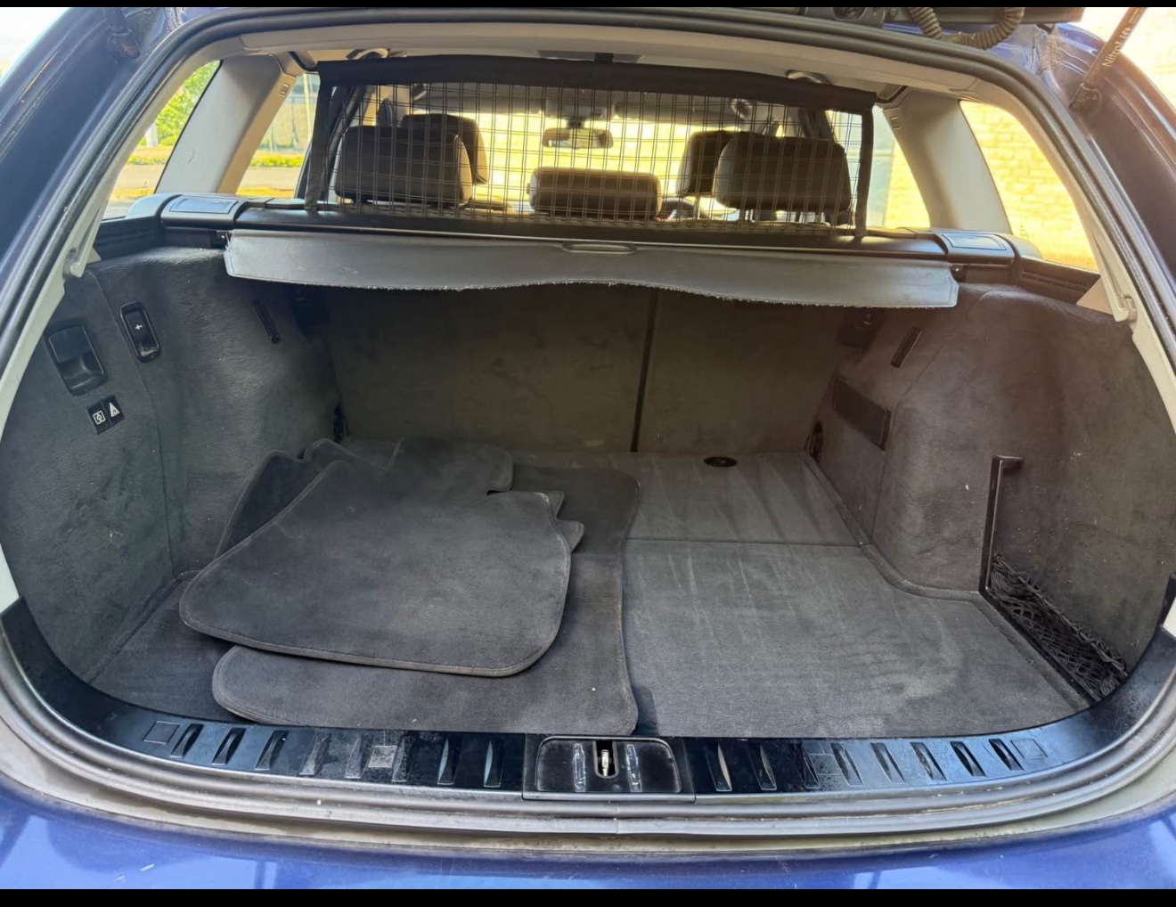 Used BMW 3 Series 2011 for sale - 77476711: Photo 19