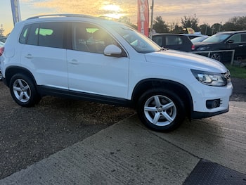 Used Volkswagen Tiguan 2012 for sale - 79846209: Photo