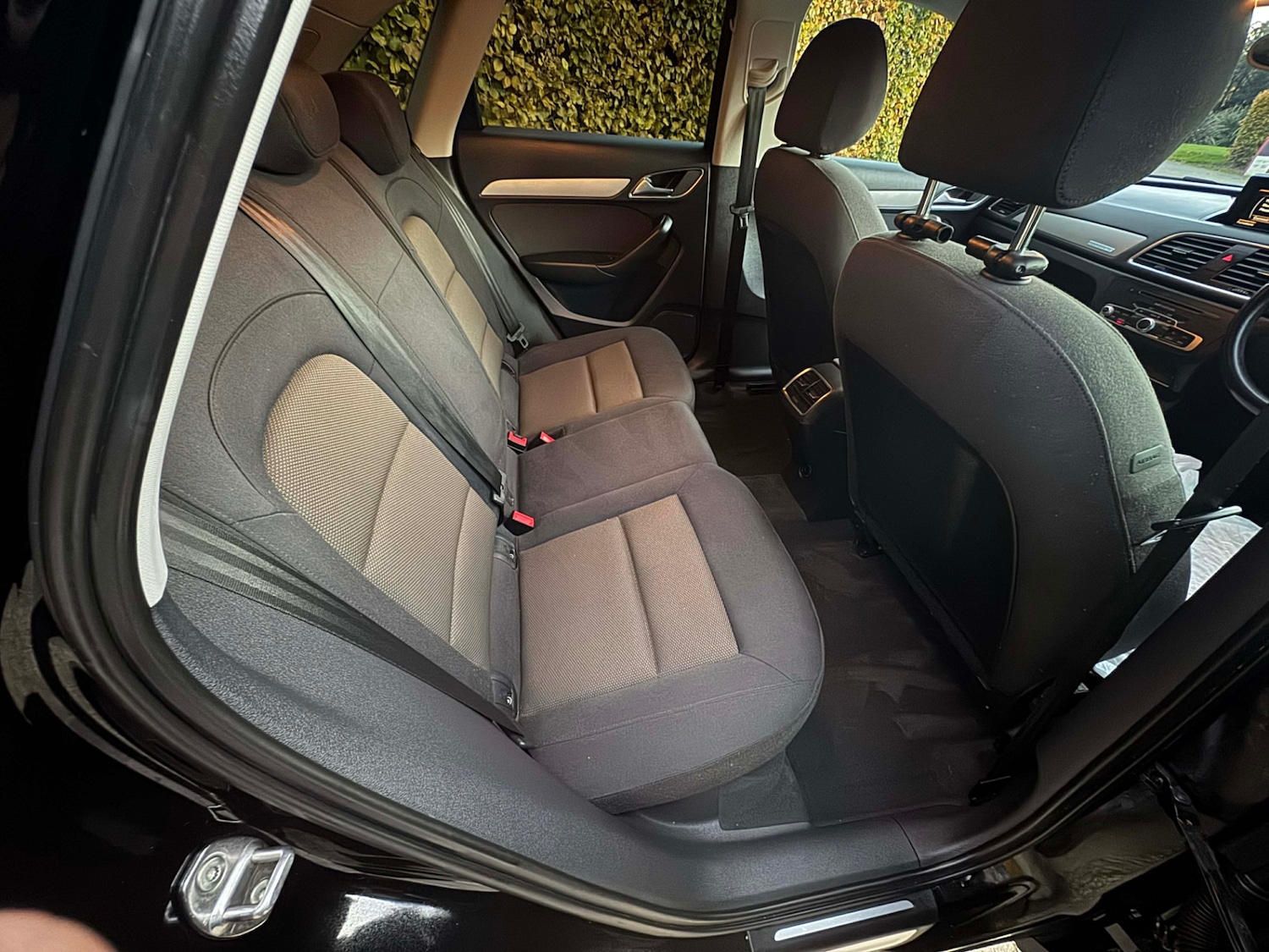 Used Audi Q3 2014 for sale - 76671047: Photo 11