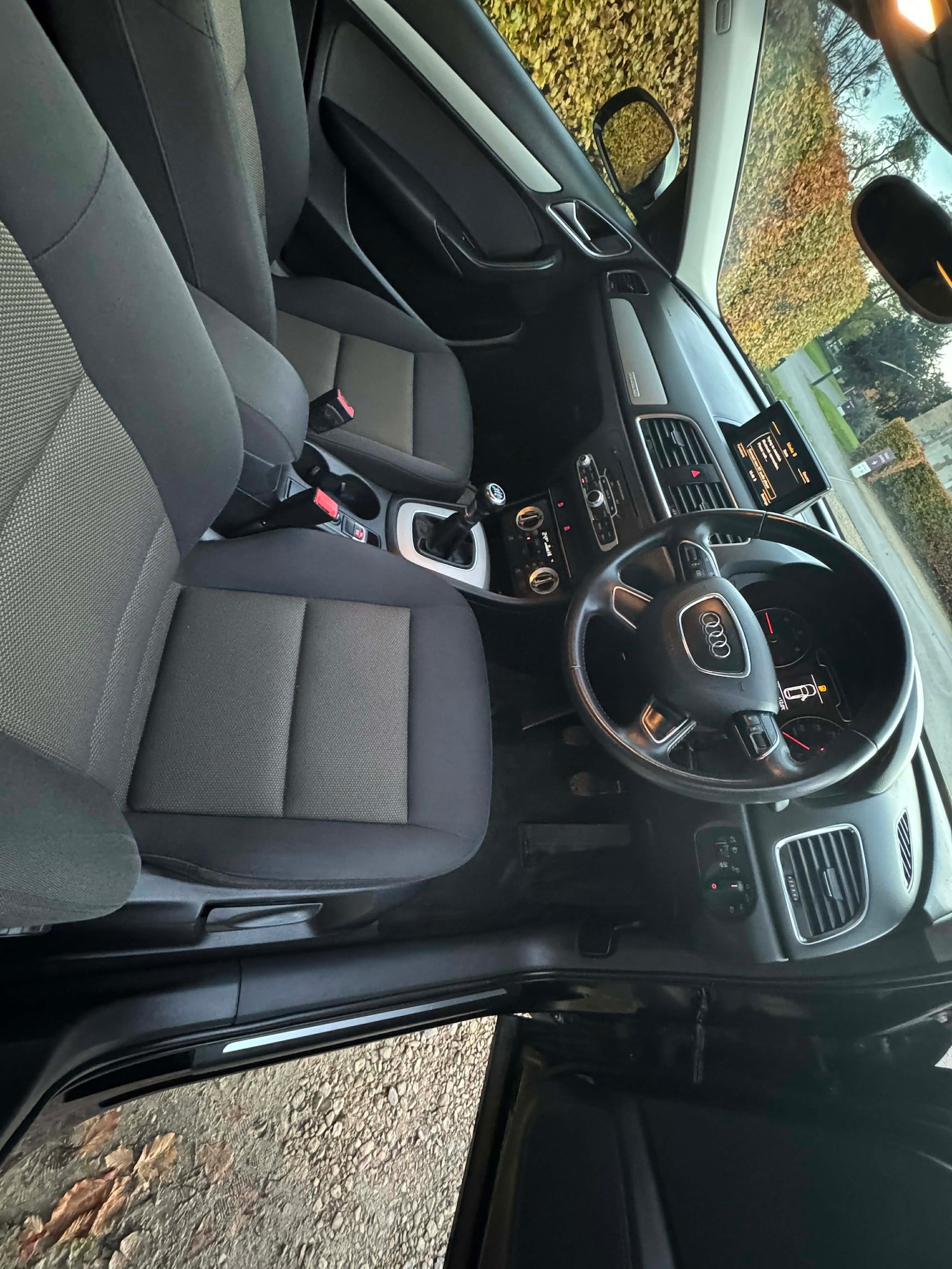 Used Audi Q3 2014 for sale - 76671047: Photo 9