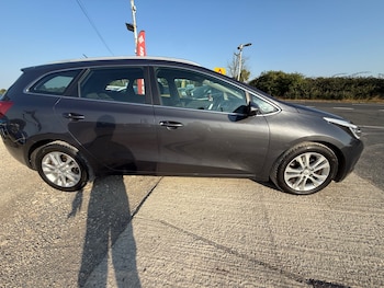 Used Kia Ceed 2015 for sale - 79392187: Photo