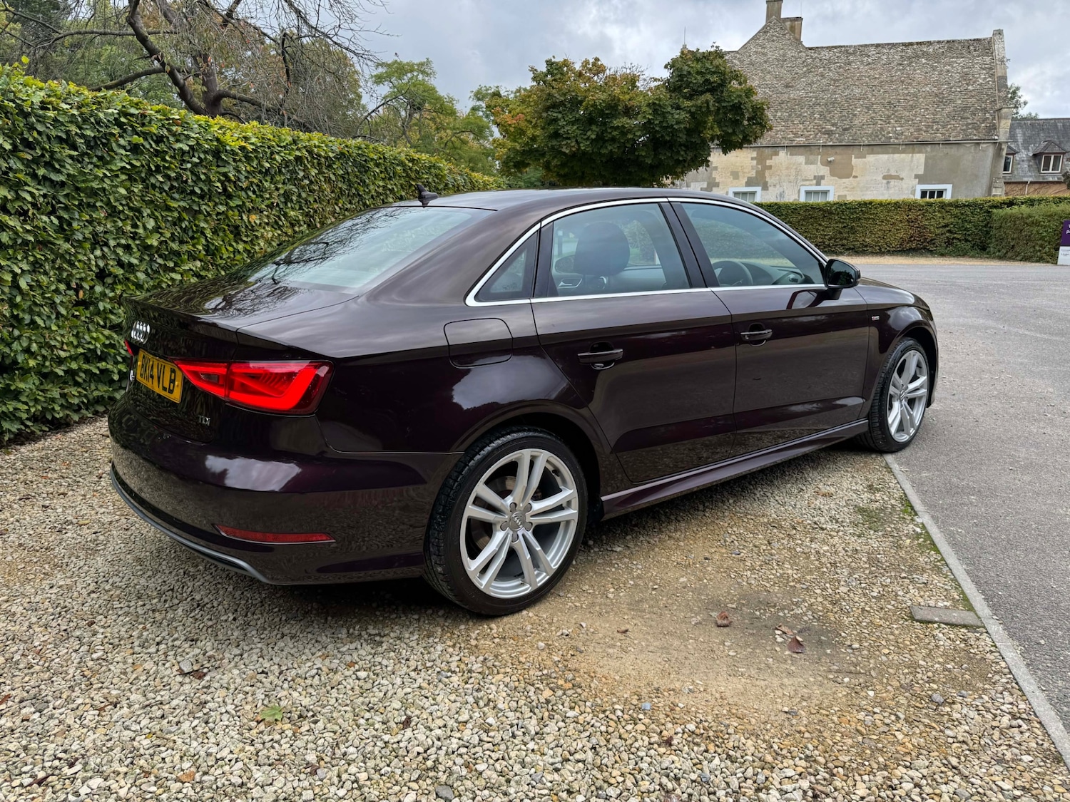 Used Audi A3 2014 for sale - 76864077: Photo 2