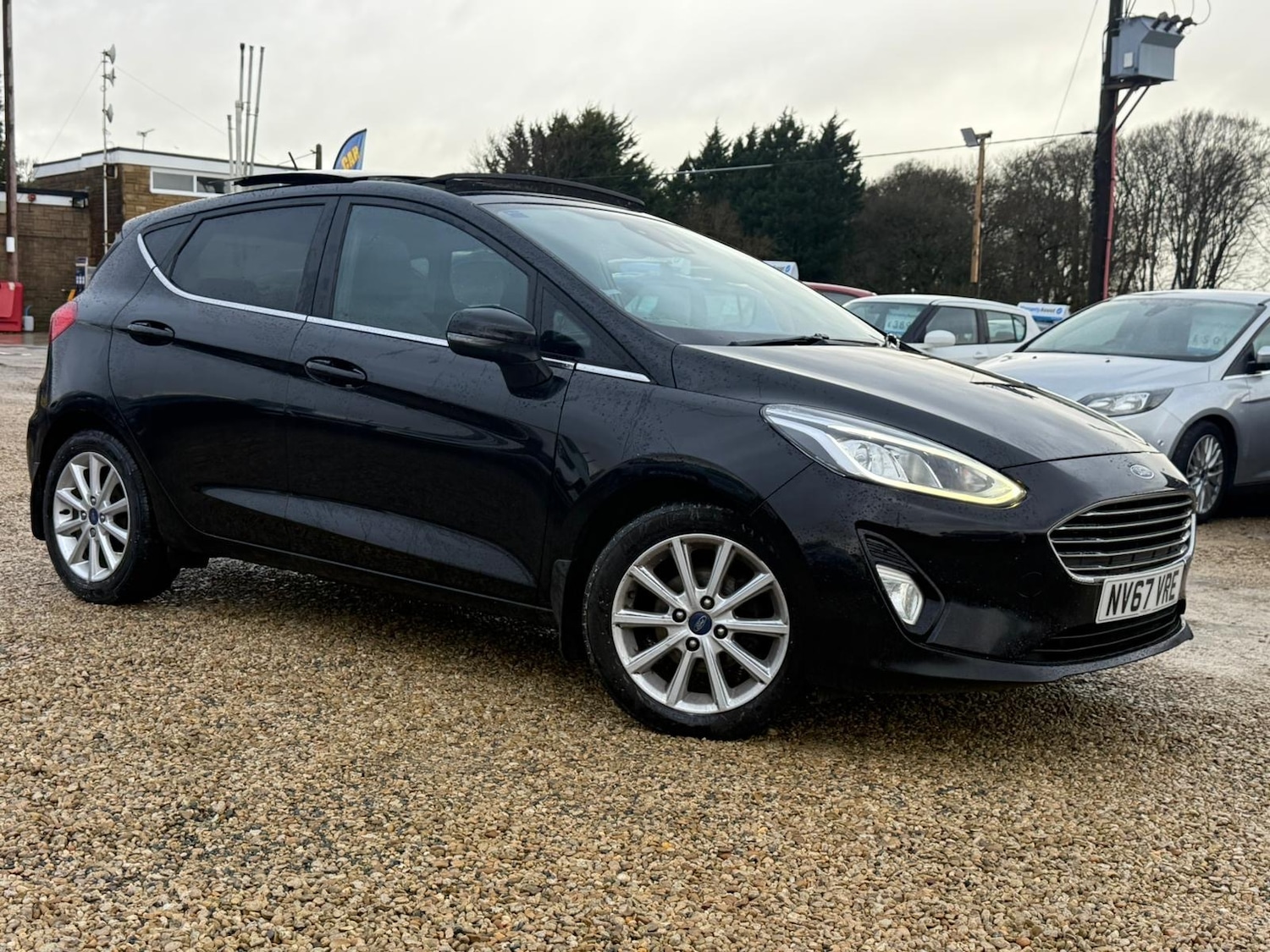 Used Ford Fiesta 2017 for sale - 77541542: Photo 2