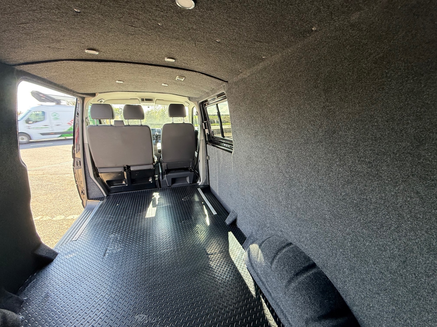 Used Volkswagen Transporter 2014 for sale - 78108815: Photo 18