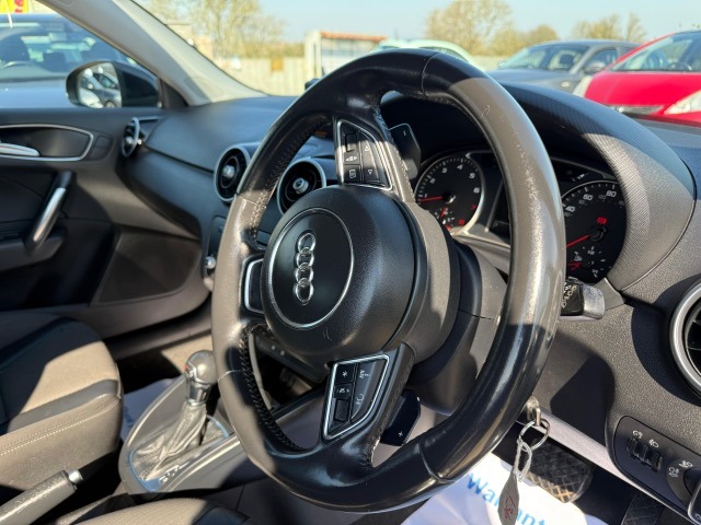 Used Audi A1 2014 for sale - 77947352: Photo 16