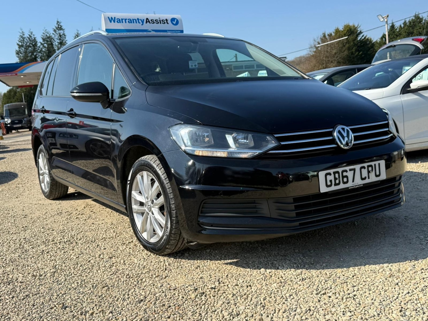 Used Volkswagen Touran 2018 for sale - 77946471: Photo 2