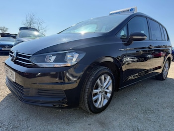Used Volkswagen Touran 2018 for sale - 77946471: Photo