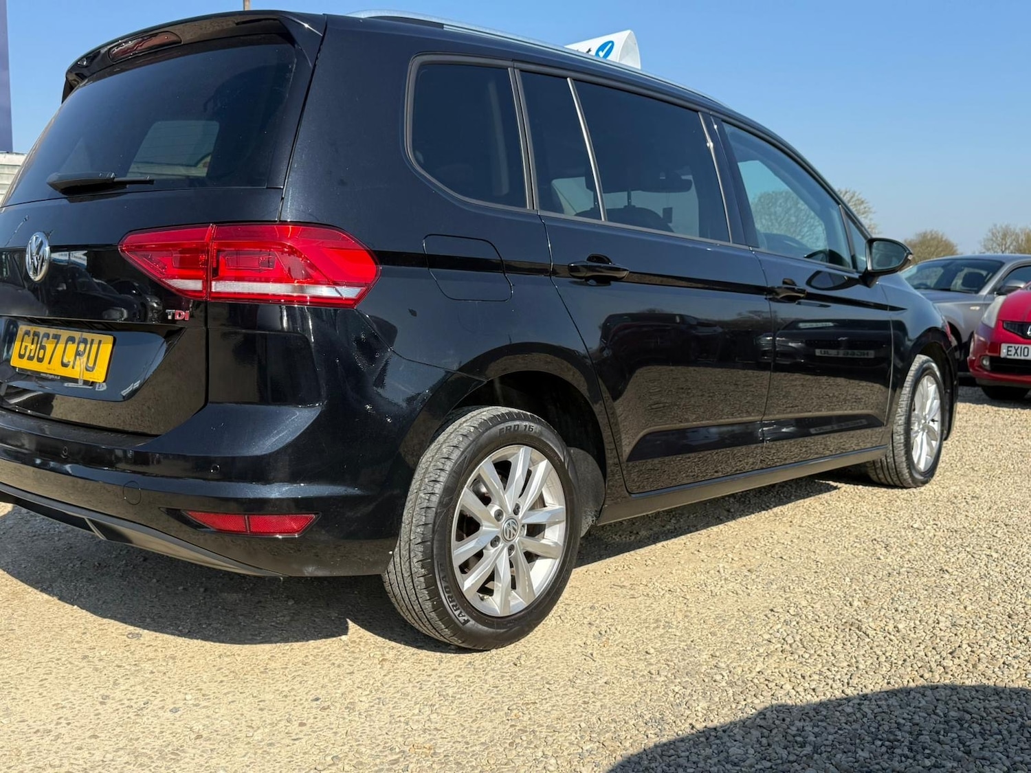 Used Volkswagen Touran 2018 for sale - 77946471: Photo 8
