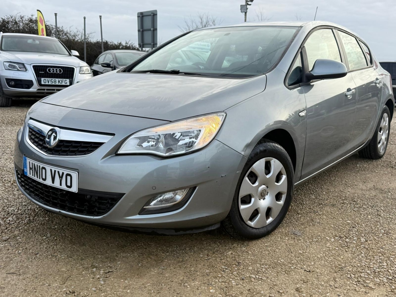 Used Vauxhall Astra 2010 for sale - 77529439: Photo 3